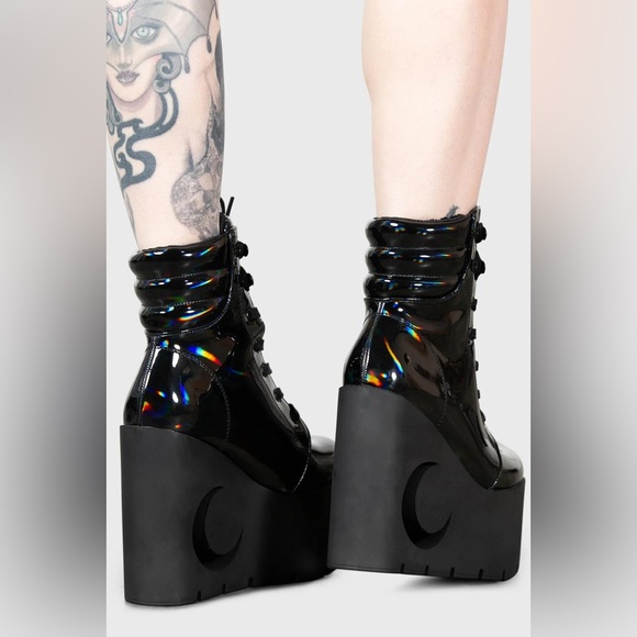 ISO Killstar Diana Wedge Boots - Picture 5 of 5